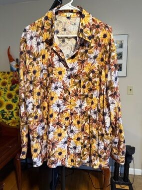 POL Floral Button-Up in Yellow, Cream & Brown Tones